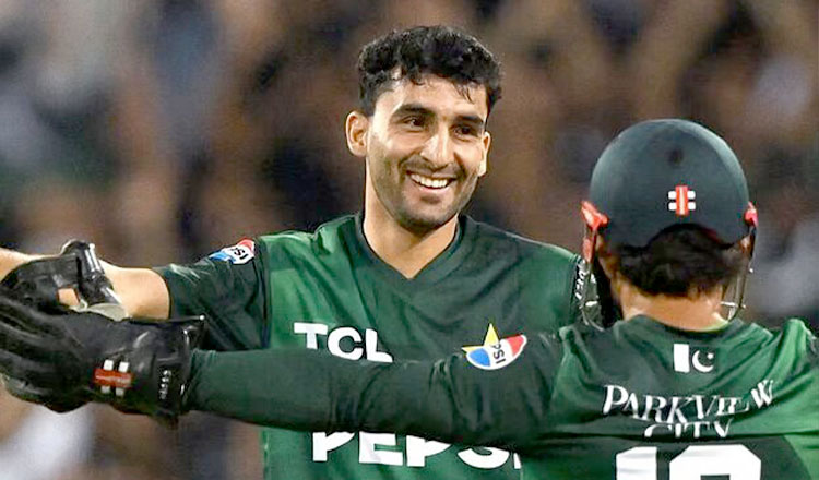 পাকিস্তানি ক্রিকেটারের ১৩ রান করেই বিশ্ব রেকর্ড